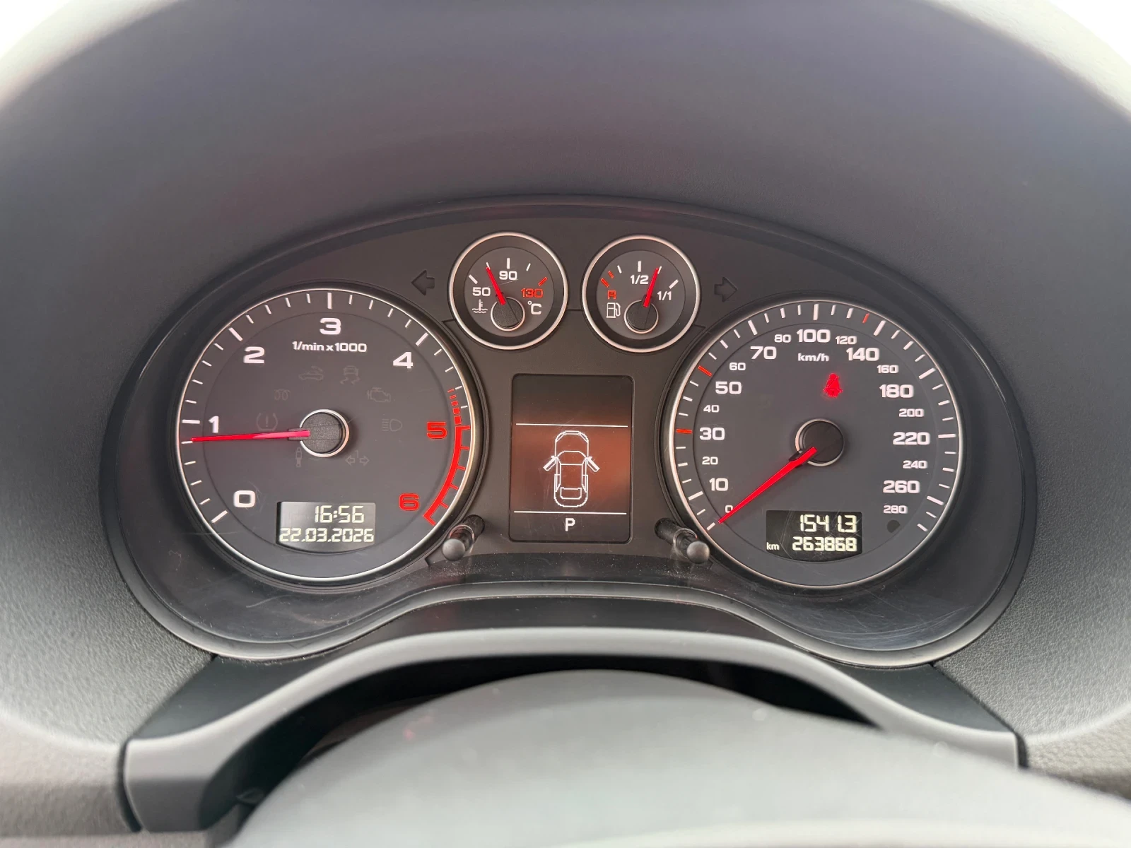 Audi A3 Audi A3 facelift 1.6 TDI 2009 премиум, снимка 7 - Автомобили и джипове - 53965763