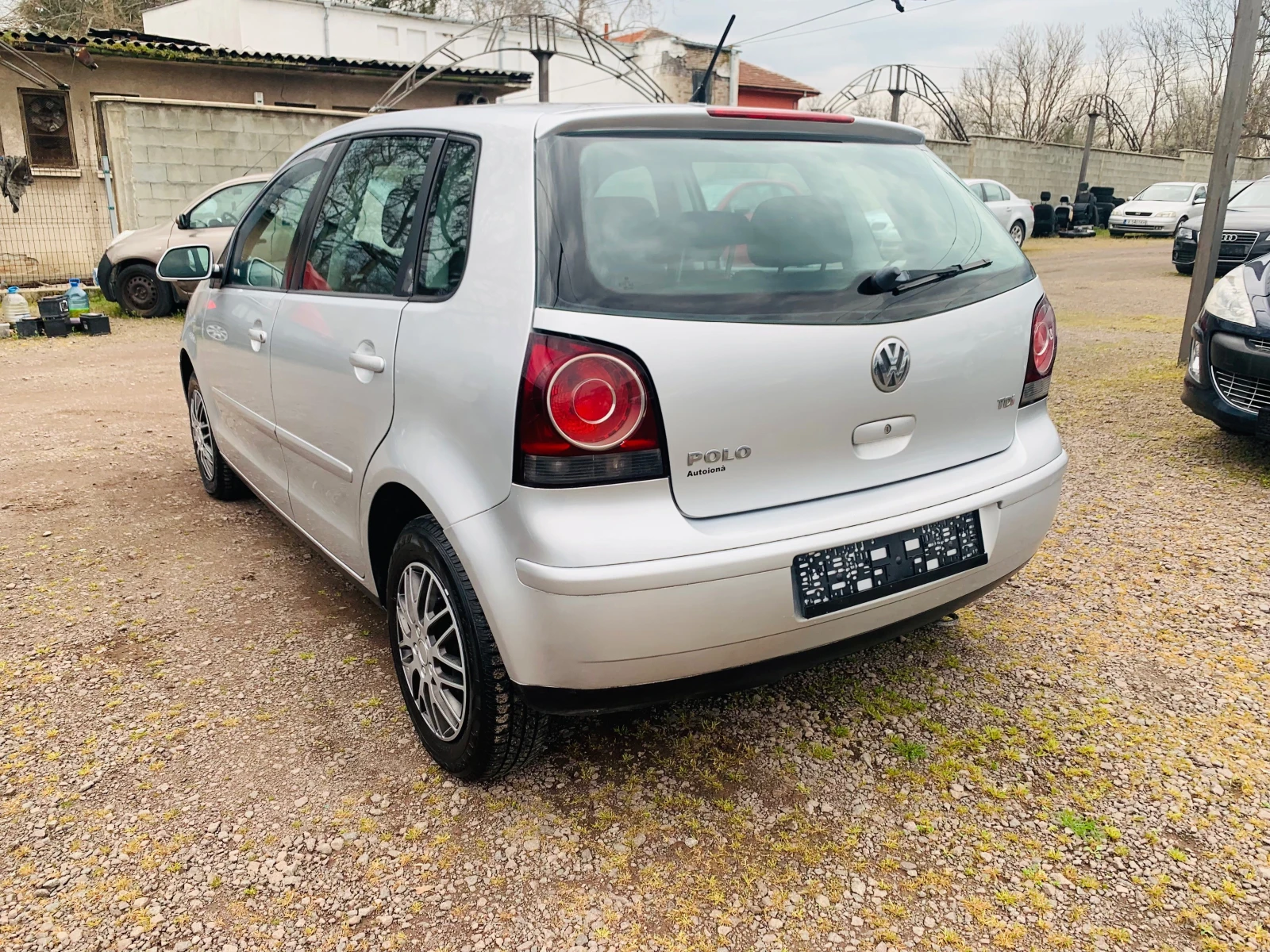 VW Polo 1.4tdi НОВА!!!, снимка 5 - Автомобили и джипове - 54057294