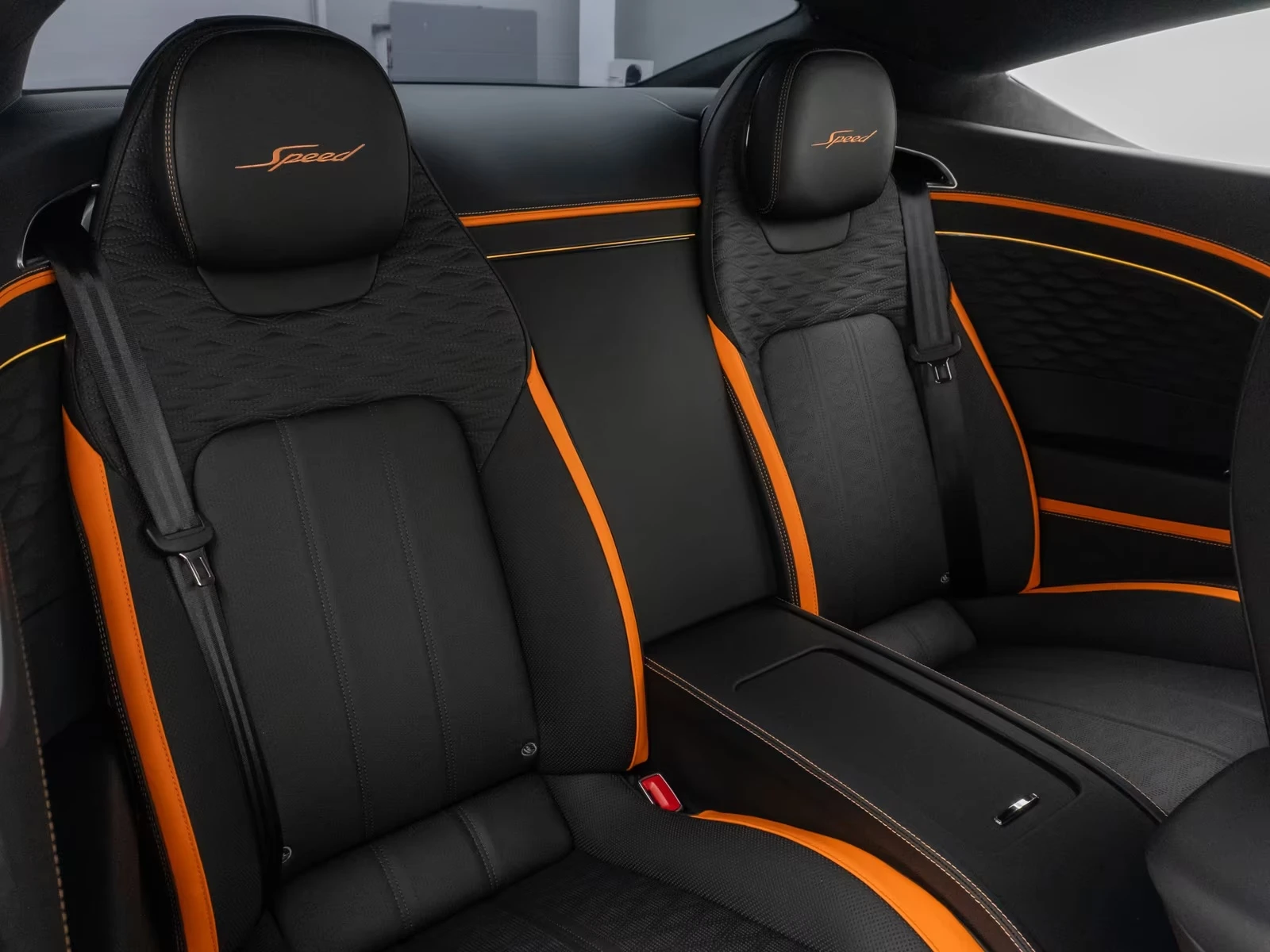 Bentley Continental gt SPEED/ 1OF1 MANSORY/FACELIFT/FIRST EDITION/NAIM/, снимка 17 - Автомобили и джипове - 54079252