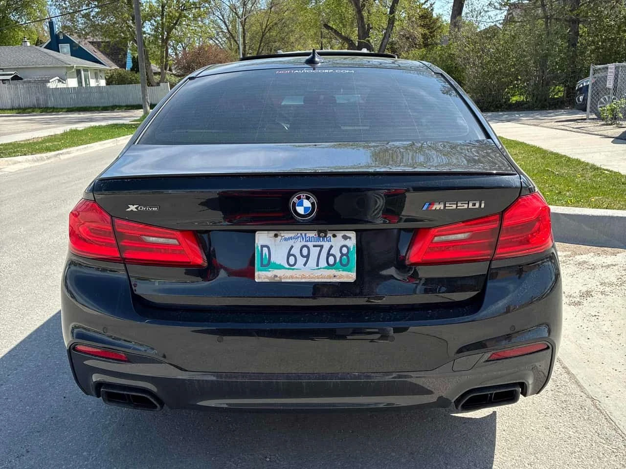 BMW 550 | M550i xDrive | DISTRONIC | 360 | ОБДУХВАНЕ , снимка 4 - Автомобили и джипове - 54712089