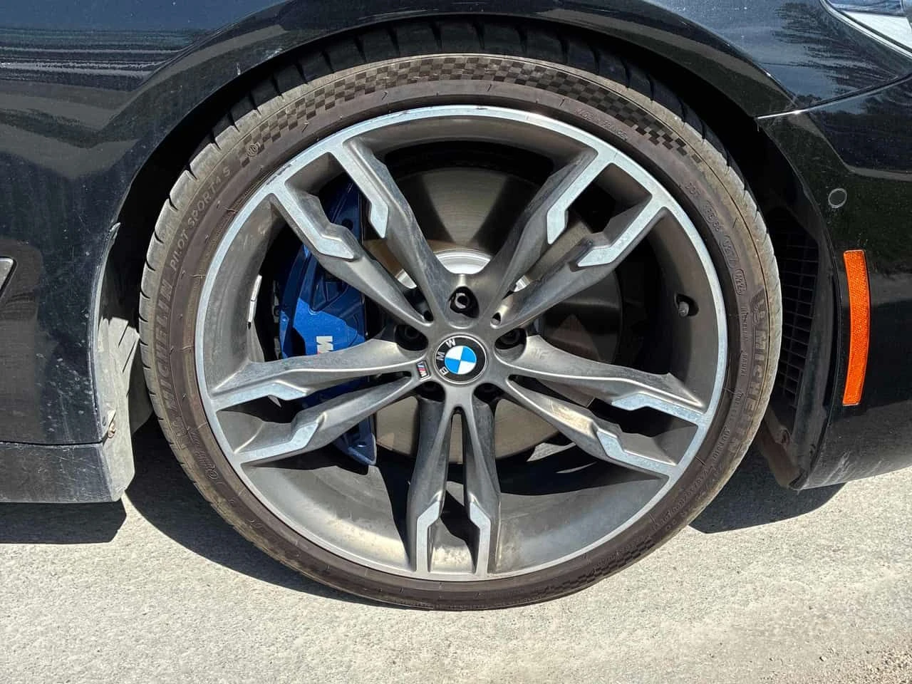 BMW 550 | M550i xDrive | DISTRONIC | 360 | ОБДУХВАНЕ , снимка 6 - Автомобили и джипове - 54712089
