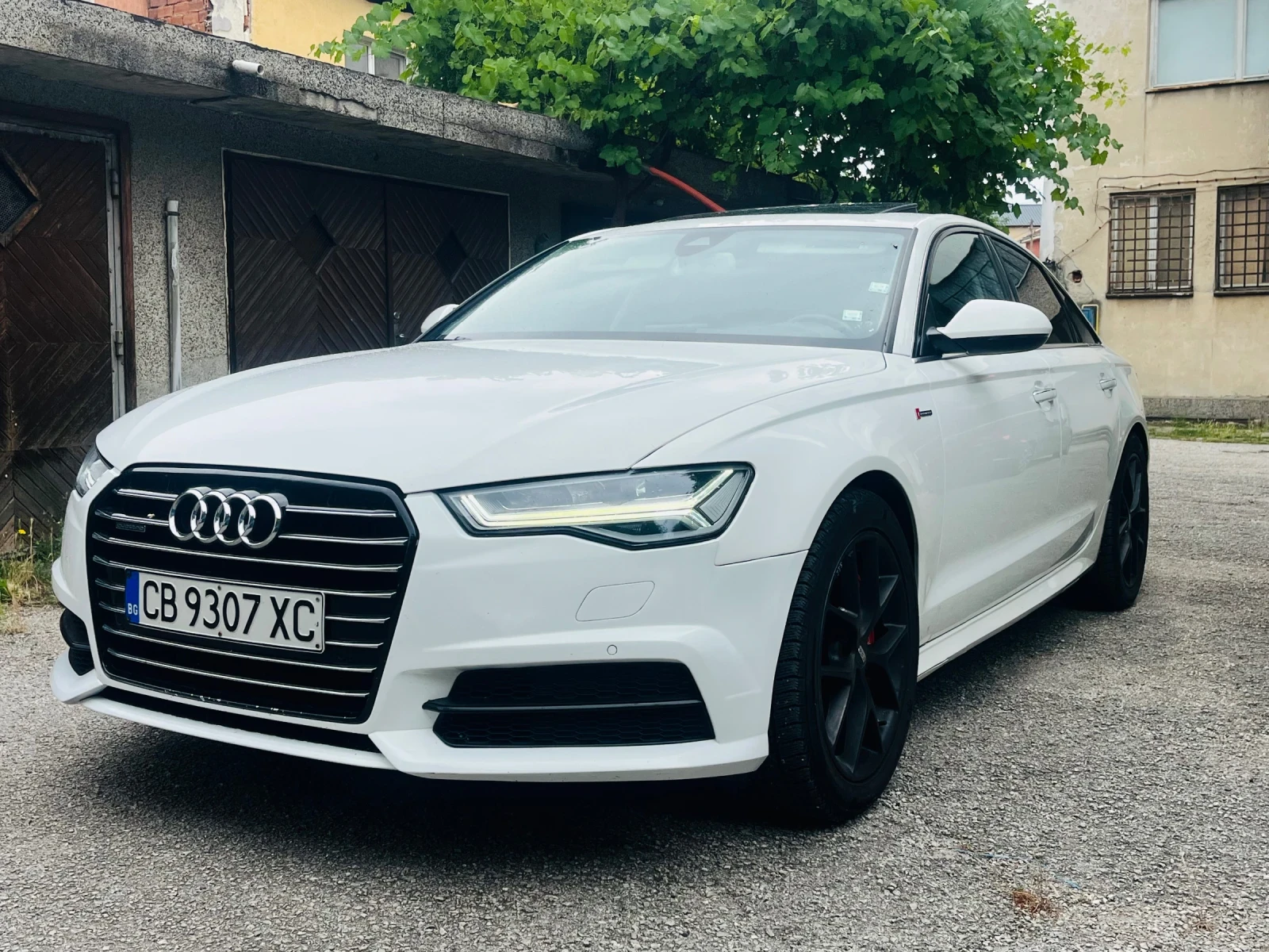 Audi A6 3.0Т 333КС SUPERCHARGED, снимка 2 - Автомобили и джипове - 55130550