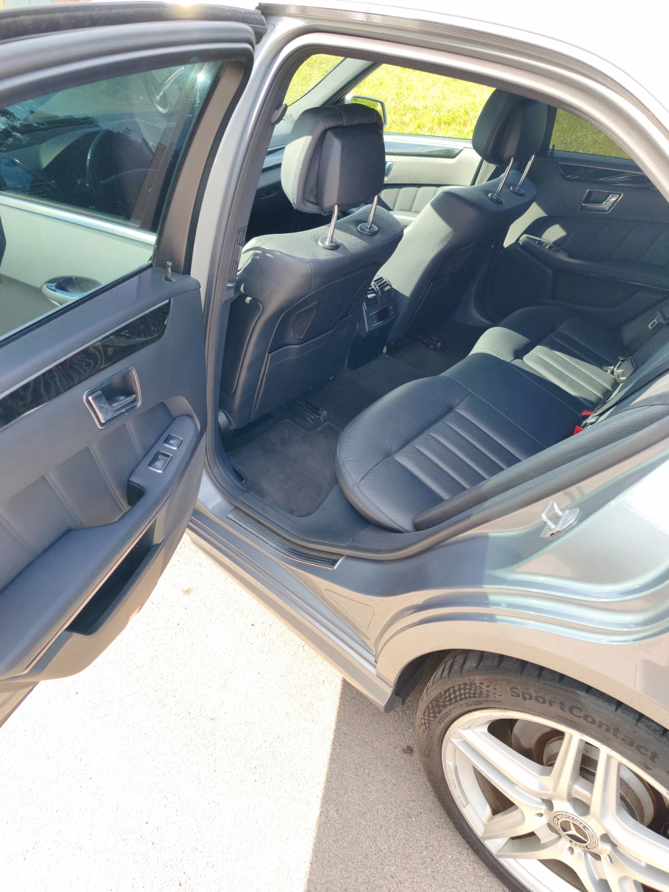 Mercedes-Benz E 500 388к.с. Facelift AMG Keyless, снимка 8 - Автомобили и джипове - 55224530
