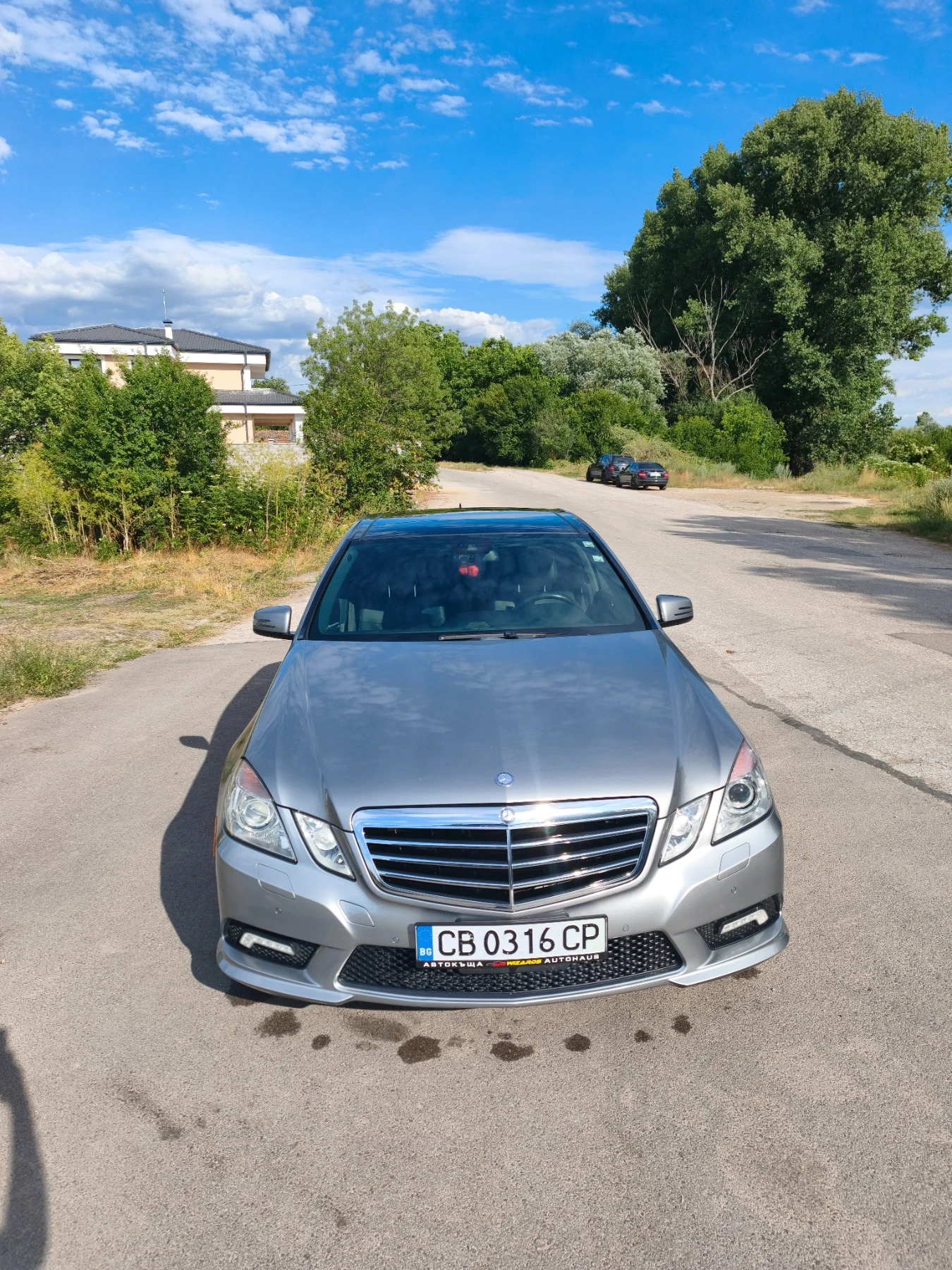 Mercedes-Benz E 500 388к.с. Facelift AMG Keyless, снимка 2 - Автомобили и джипове - 55224530