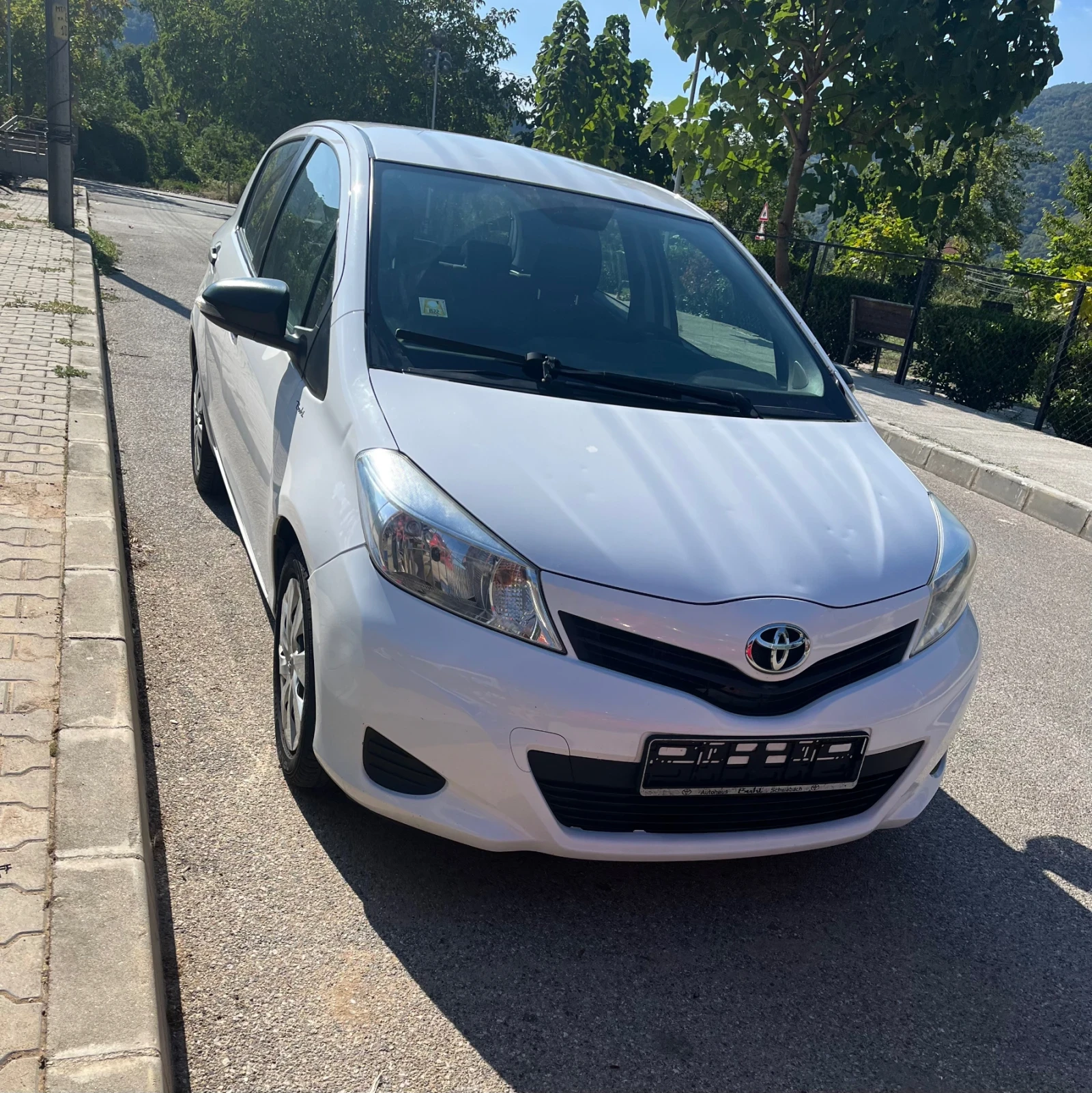 Toyota Yaris Бензин 1.0