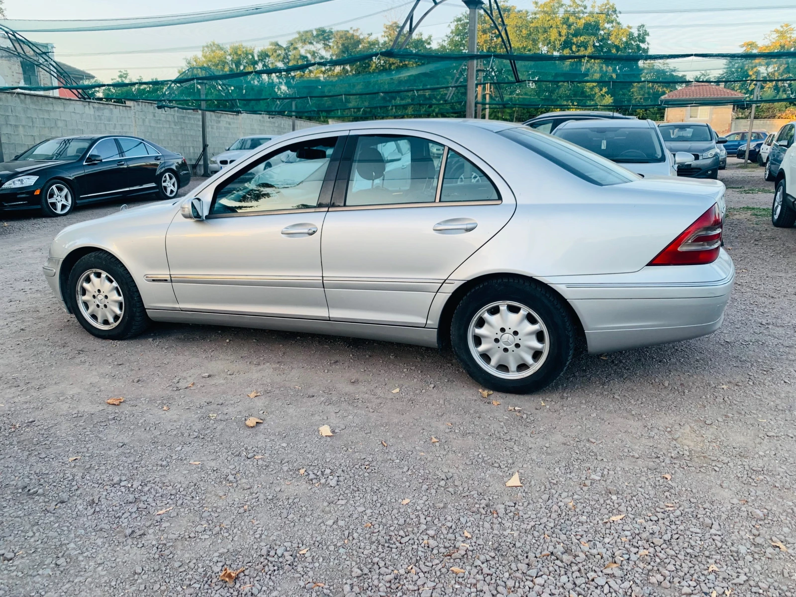 Mercedes-Benz C 220 CDI Avtomat, снимка 4 - Автомобили и джипове - 56203184