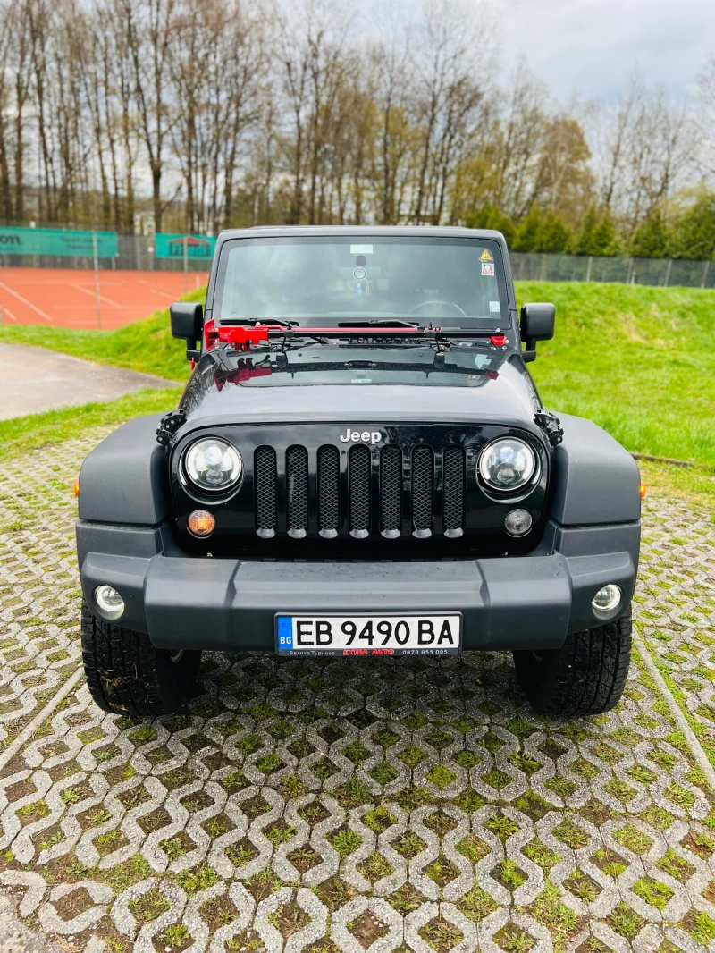 Jeep Wrangler, снимка 1 - Автомобили и джипове - 47542704