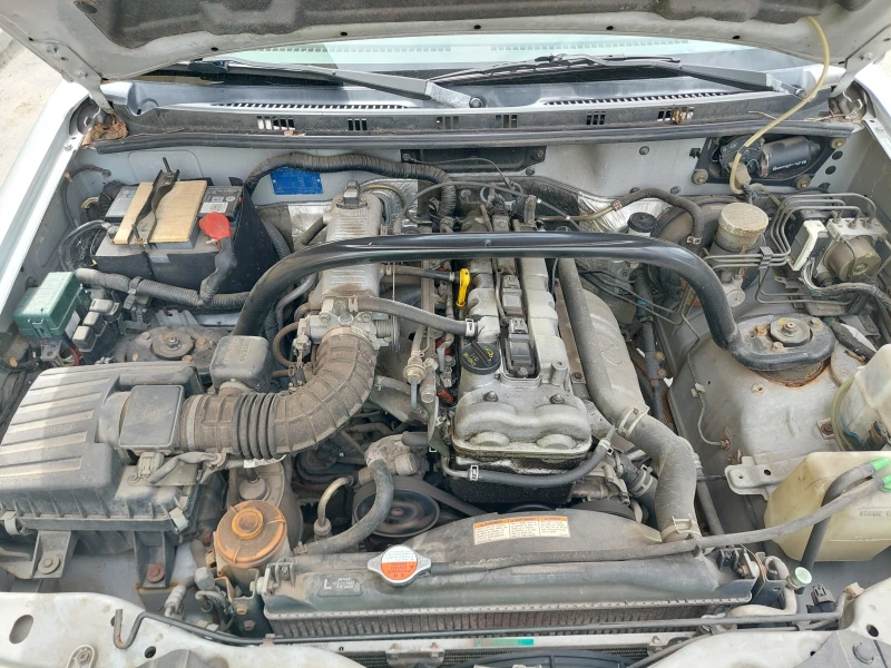 Suzuki Grand vitara 2.0i--128kc-НА ЧАСТИ-ТОП СЪСТОЯНИЕ, снимка 10 - Автомобили и джипове - 52616699