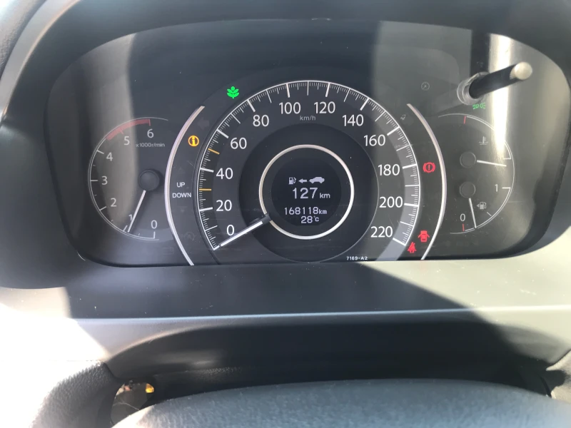 Honda Cr-v 1, 6 AWD, снимка 16 - Автомобили и джипове - 51653513