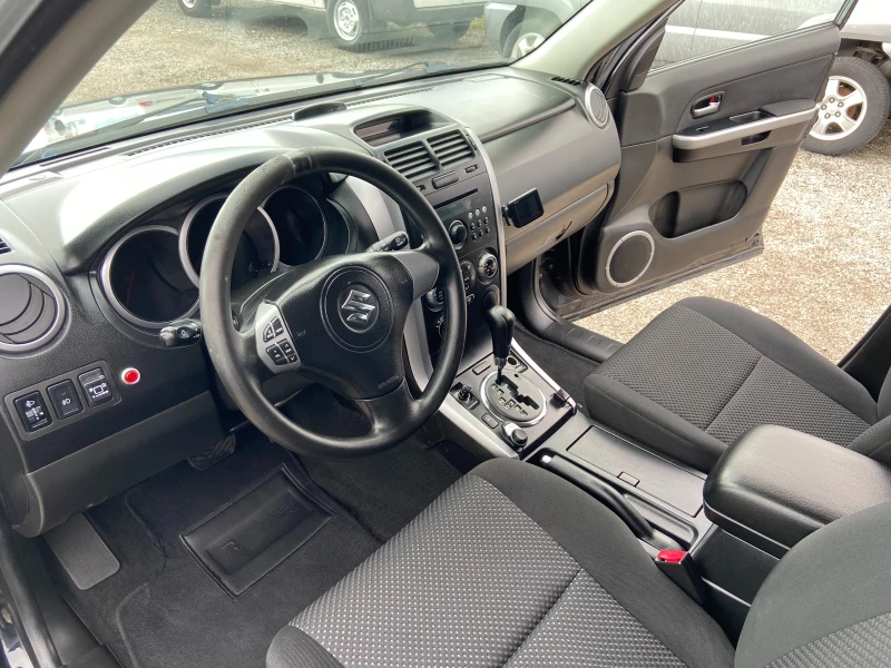 Suzuki Grand vitara 2.0 GAZ ГЪРЦИЯ 121000 KM, снимка 9 - Автомобили и джипове - 52713812
