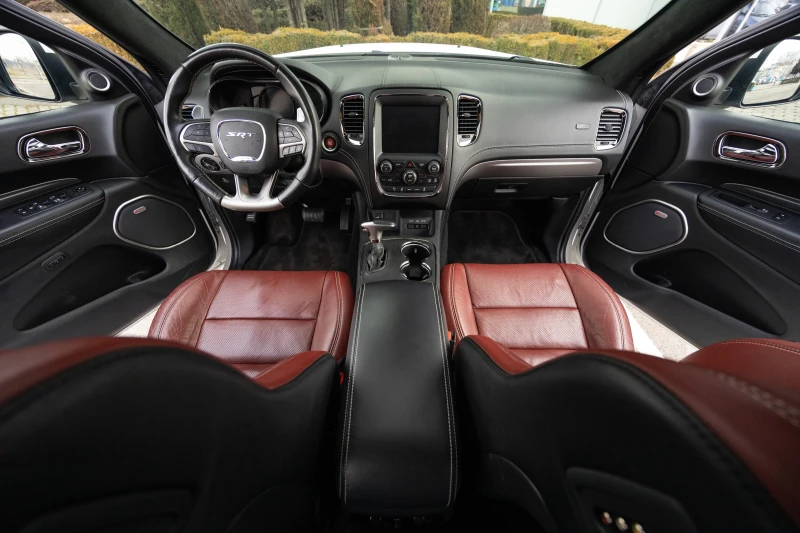 Dodge Durango SRT, снимка 9 - Автомобили и джипове - 53131778