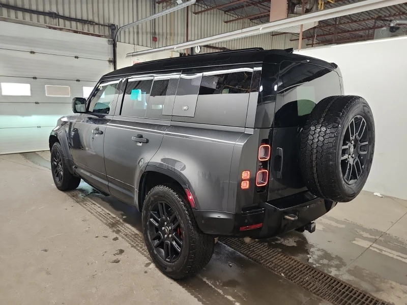 Land Rover Defender 110 X AWD, снимка 4 - Автомобили и джипове - 53170802