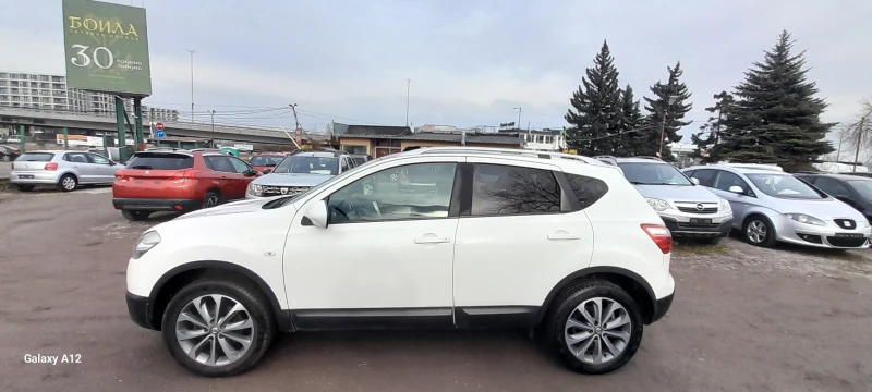 Nissan Qashqai 2.0 4×4 НАВИГАЦИЯ ПАНОРАМА , снимка 8 - Автомобили и джипове - 53222771