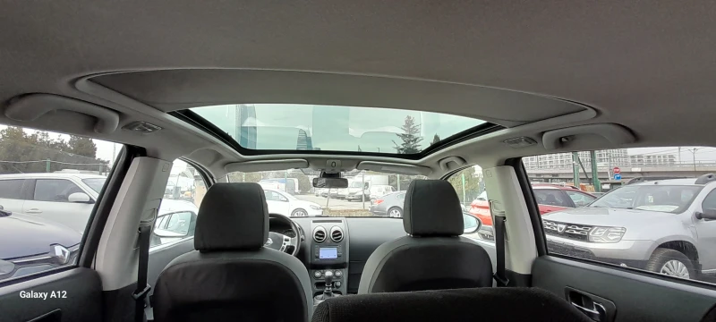 Nissan Qashqai 2.0 4×4 НАВИГАЦИЯ ПАНОРАМА , снимка 14 - Автомобили и джипове - 53222771