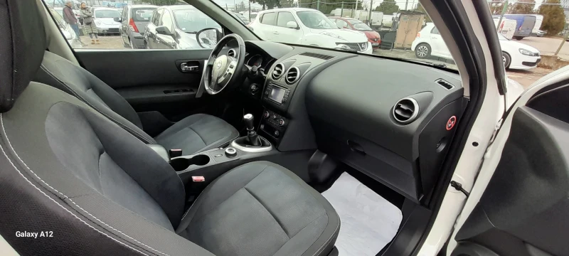Nissan Qashqai 2.0 4×4 НАВИГАЦИЯ ПАНОРАМА , снимка 13 - Автомобили и джипове - 53222771