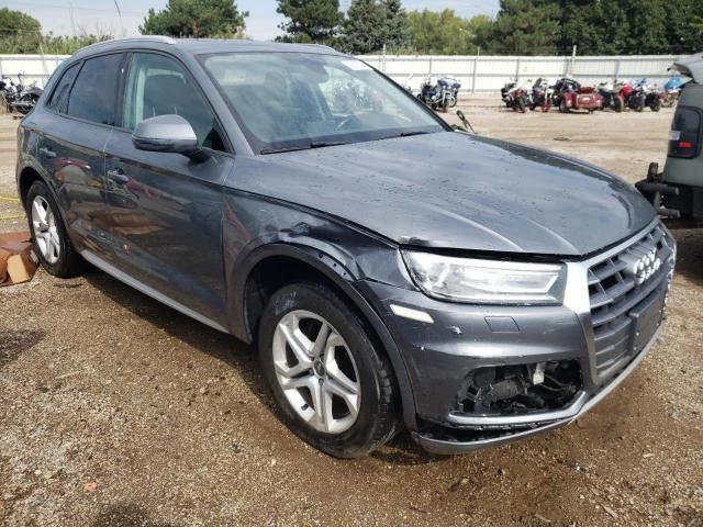 Audi Q5 PREMIUM ПОДГРЯВАНЕ КАМЕРИ LANE ASSIST CARPLAY , снимка 4 - Автомобили и джипове - 47578502