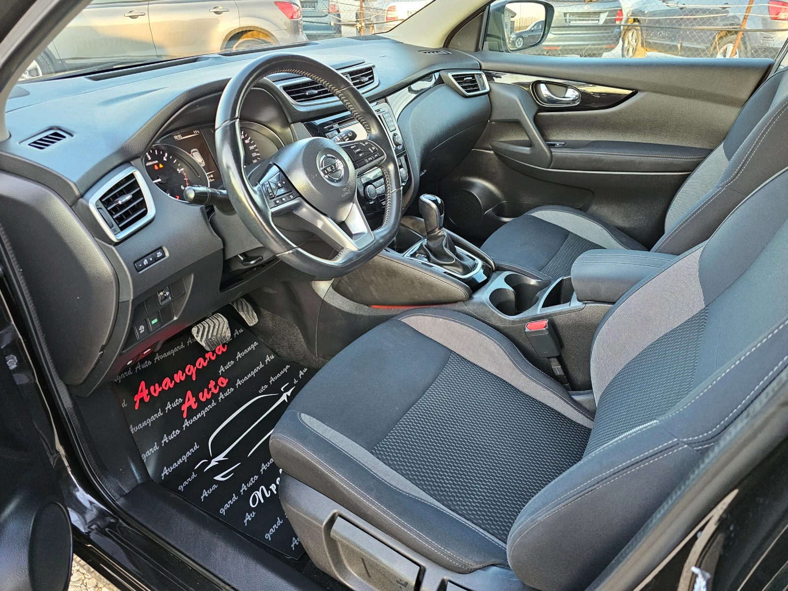 Nissan Qashqai 1.6dCi, 131к.с., АВТОМАТИК  - изображение 8