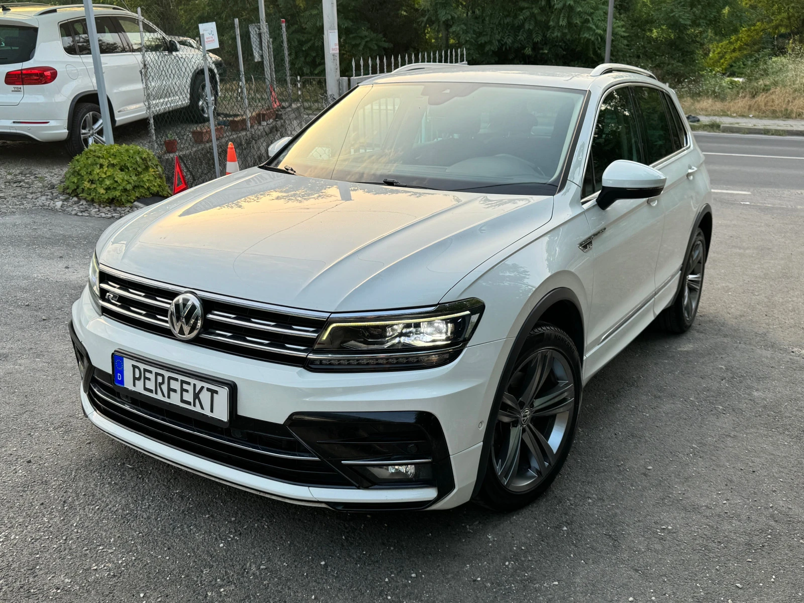 VW Tiguan 2.0TDI DSG R-Line - [1] 