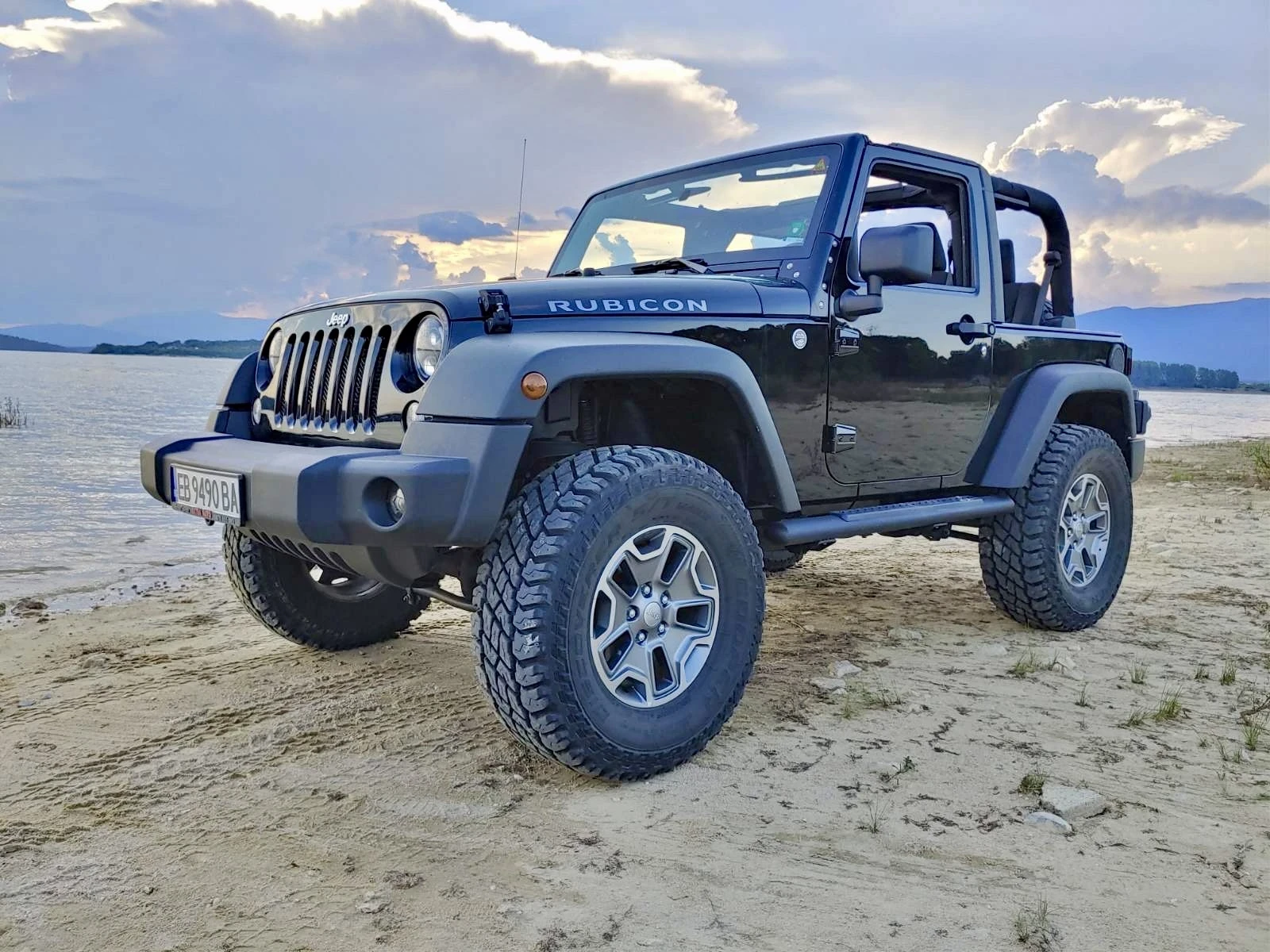 Jeep Wrangler  - изображение 8