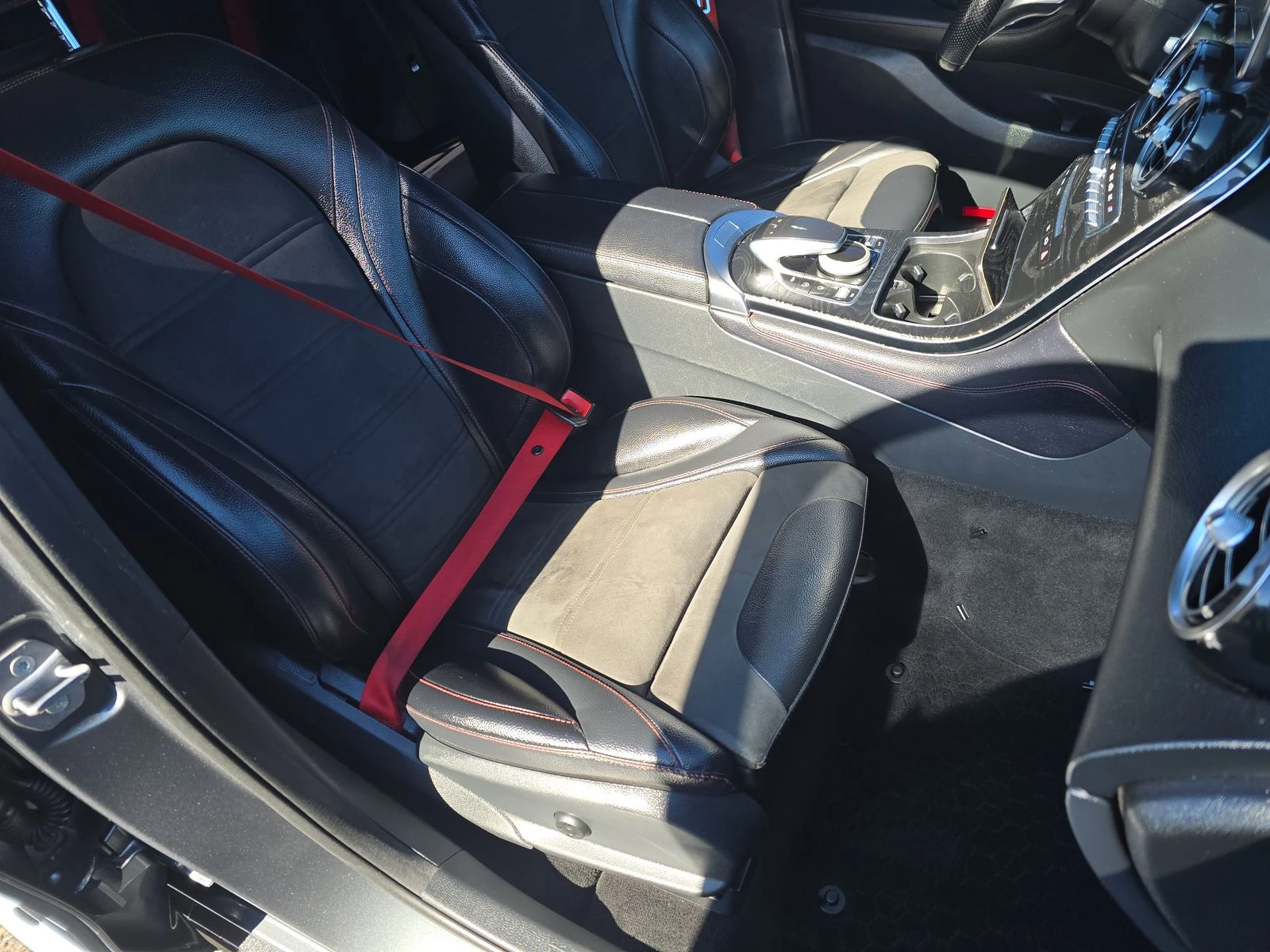 Mercedes-Benz GLC 43 AMG 4MATIC, снимка 12 - Автомобили и джипове - 53774091