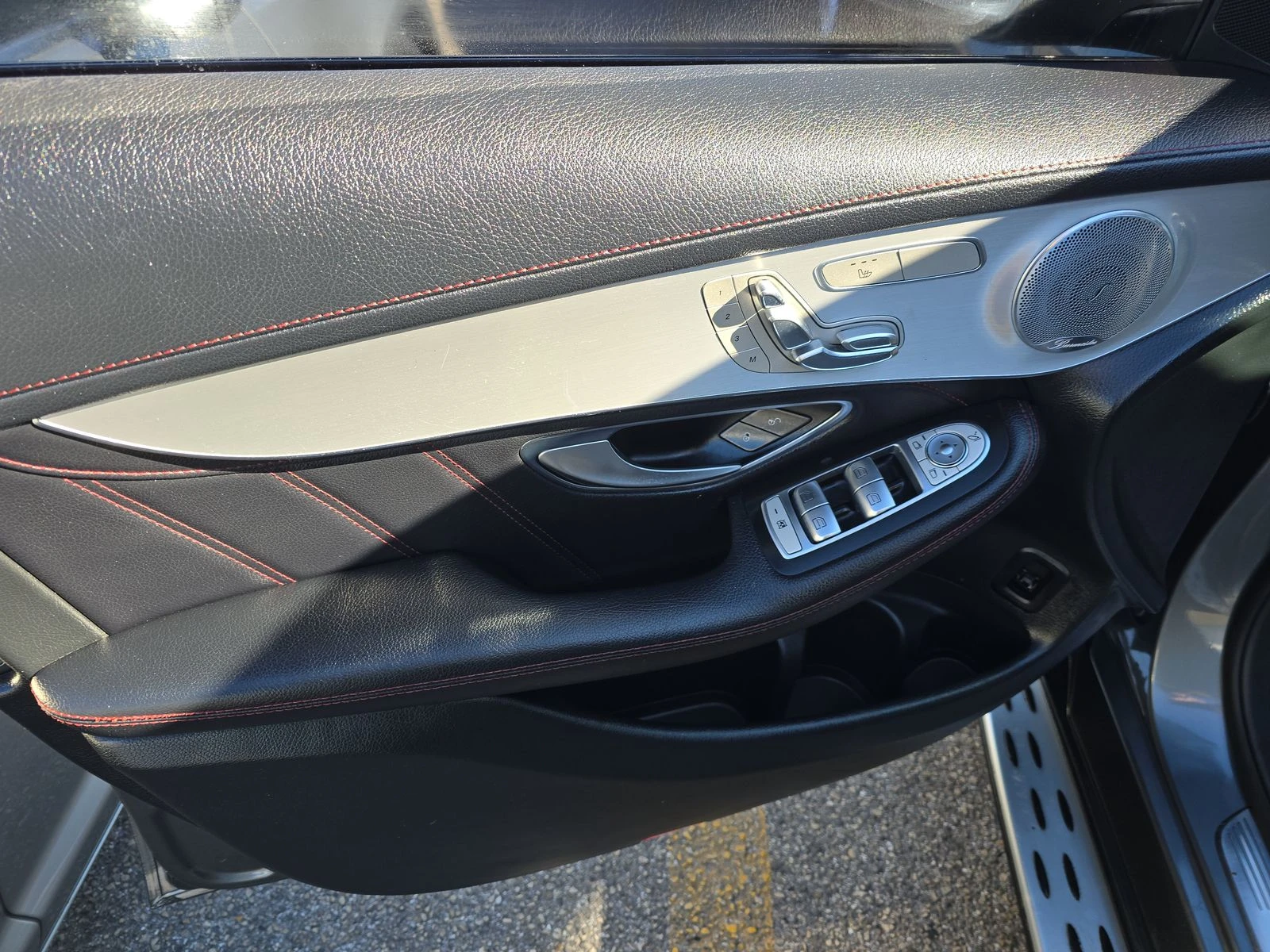 Mercedes-Benz GLC 43 AMG 4MATIC, снимка 11 - Автомобили и джипове - 53774091