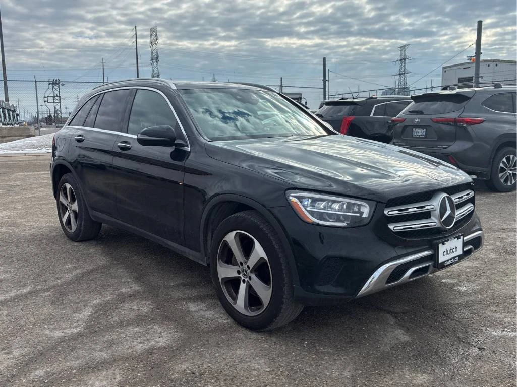 Mercedes-Benz GLC 300 CARFAX* ДИСТРОНИК * ДВА КЛЮЧА