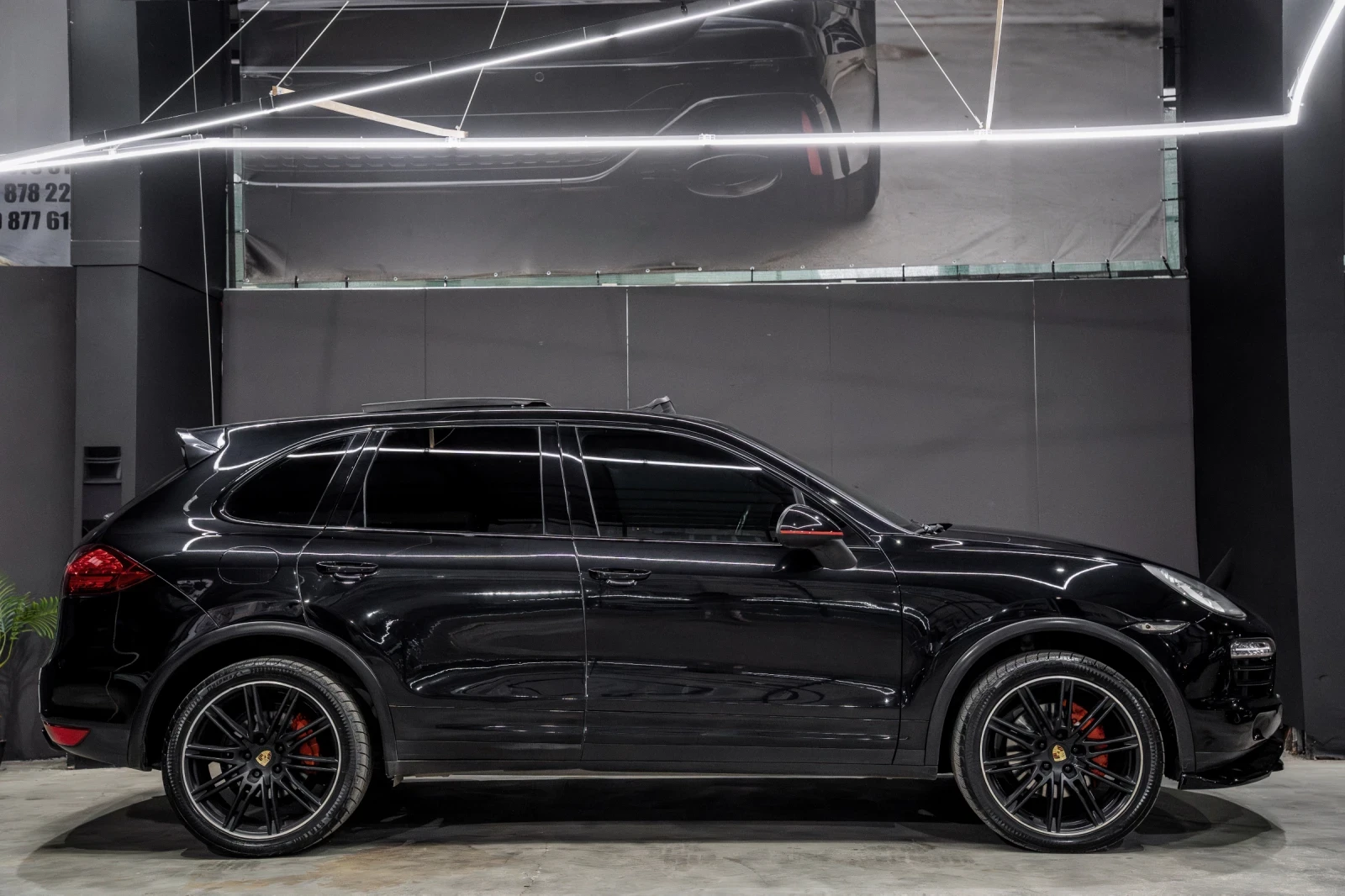Porsche Cayenne 3.0 D / PANORAMA / MAXTON / LED / F1 / AIR SPORT  | Mobile.bg � ����������� 8