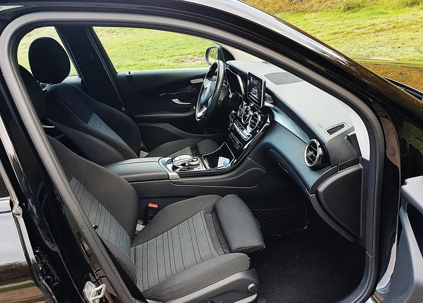 Mercedes-Benz GLC 350 e 4MATIC Off-Roader, снимка 6 - Автомобили и джипове - 54023091