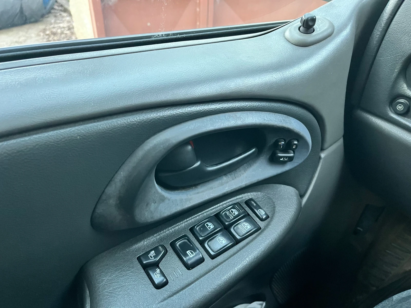 Chevrolet Trailblazer LTZ, снимка 7 - Автомобили и джипове - 54128933