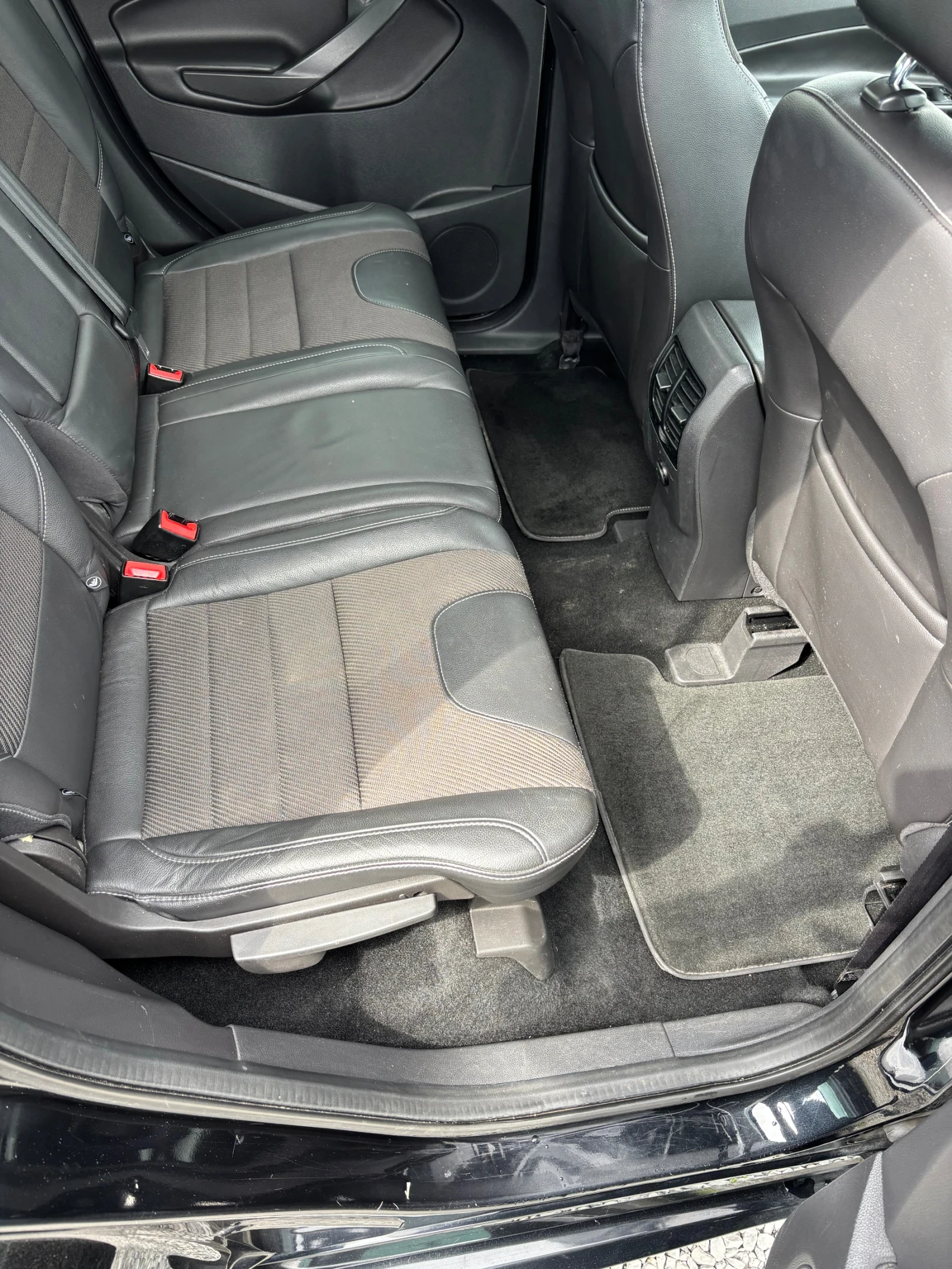 Ford Kuga TITANIUM ВНОС ШВЕЙЦАРИЯ 143876км , снимка 9 - Автомобили и джипове - 54133674