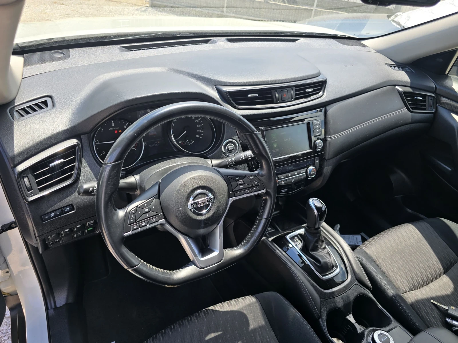 Nissan X-trail 1.7 DCI 4X4, снимка 10 - Автомобили и джипове - 55100449