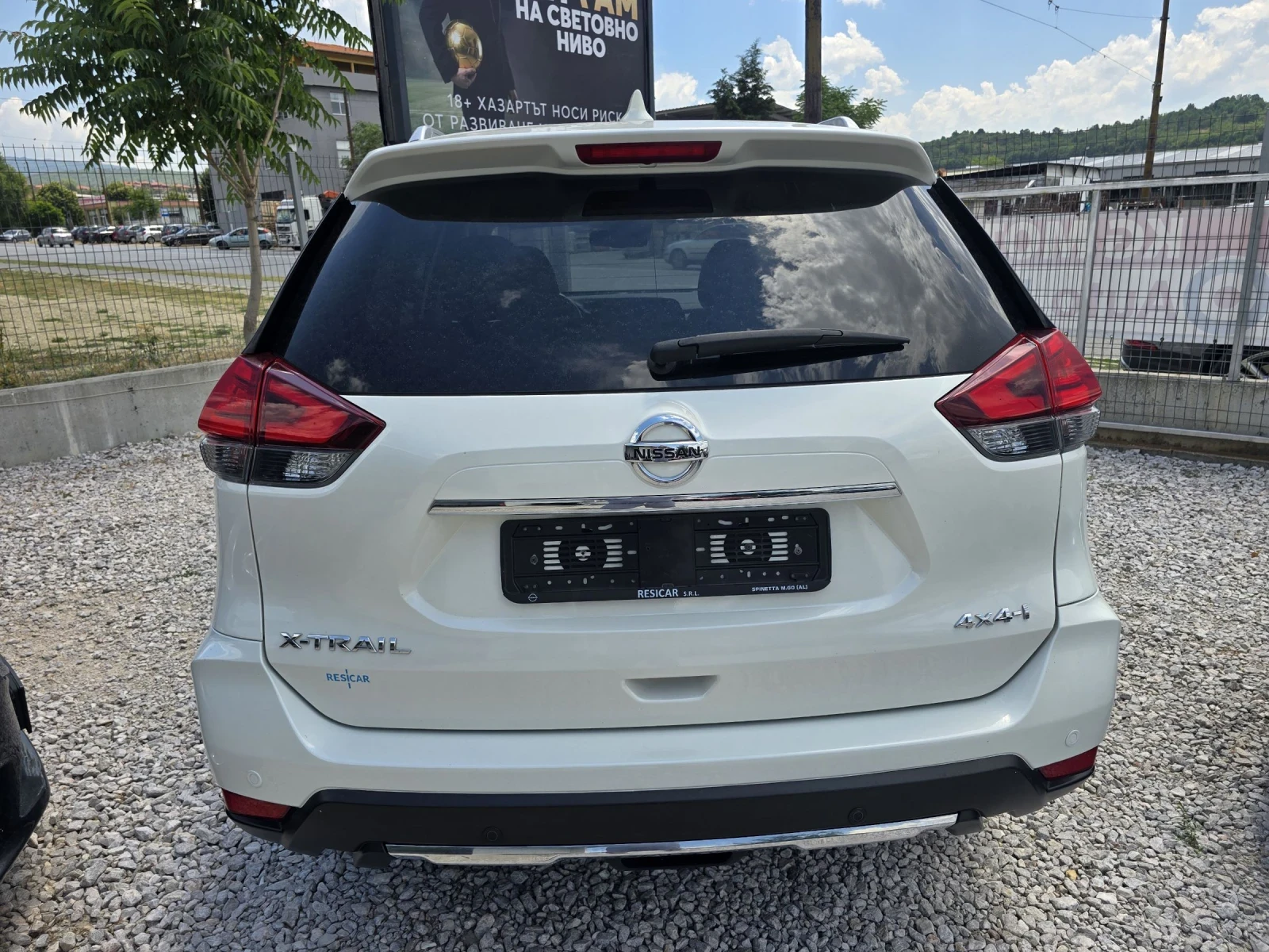 Nissan X-trail 1.7 DCI 4X4, снимка 8 - Автомобили и джипове - 55100449