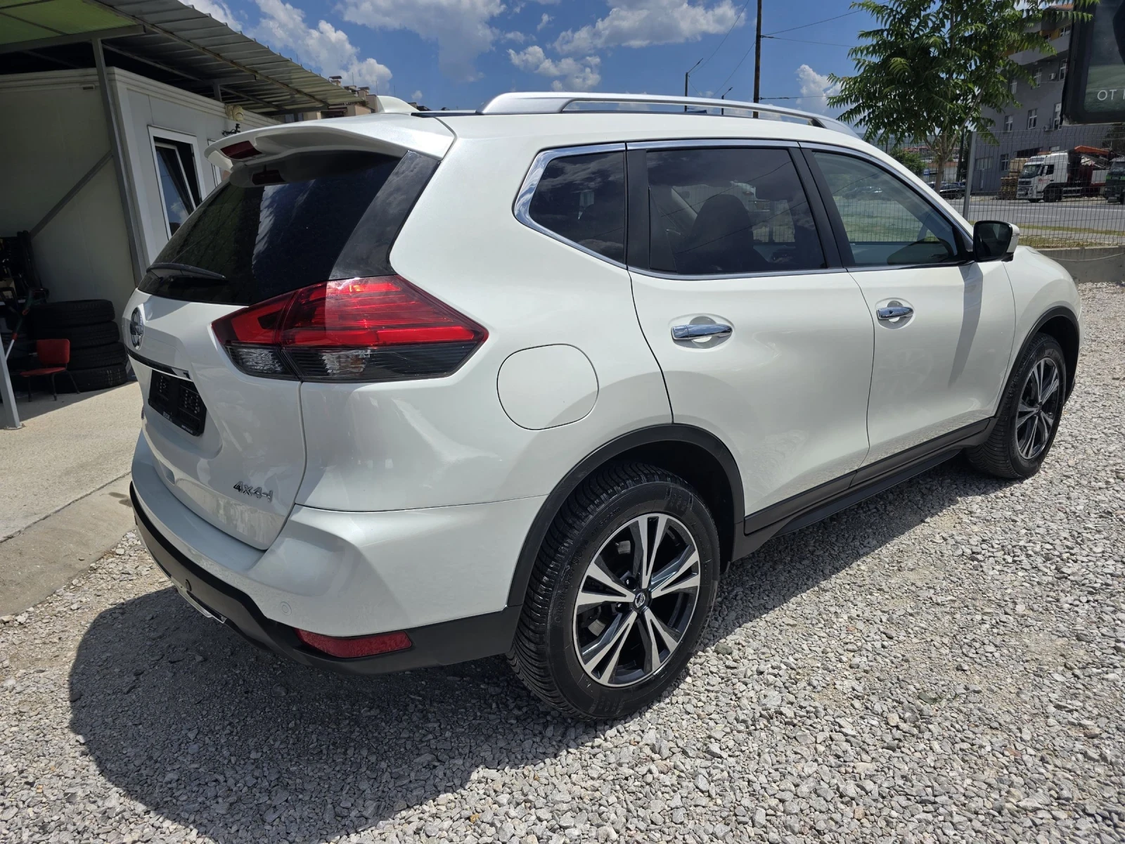 Nissan X-trail 1.7 DCI 4X4, снимка 6 - Автомобили и джипове - 55100449