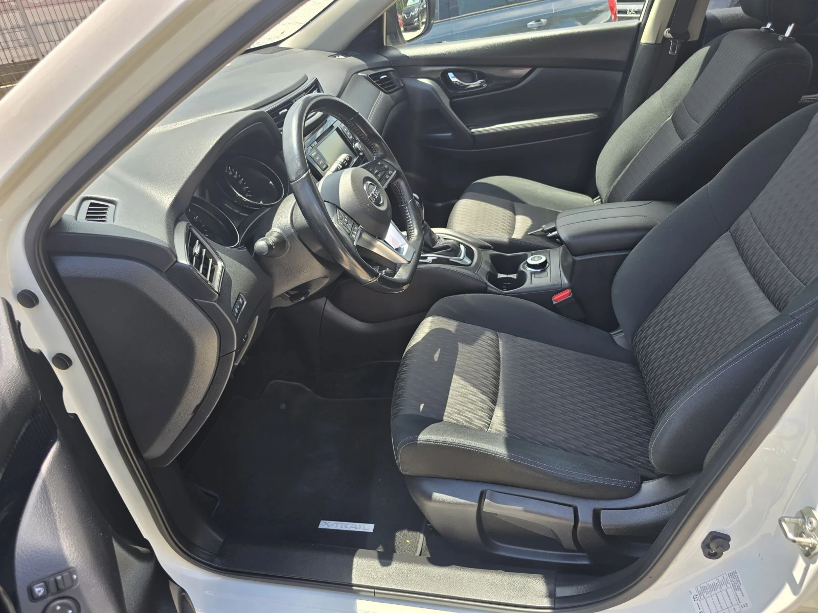 Nissan X-trail 1.7 DCI 4X4, снимка 11 - Автомобили и джипове - 55100449