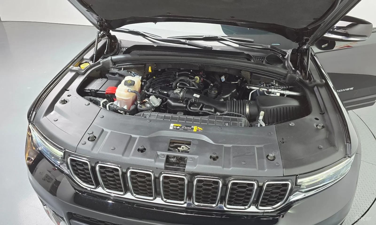 Jeep Grand cherokee АВАНСОВО ПЛАЩАНЕ\ТОП ЦЕНА, снимка 6 - Автомобили и джипове - 56167940