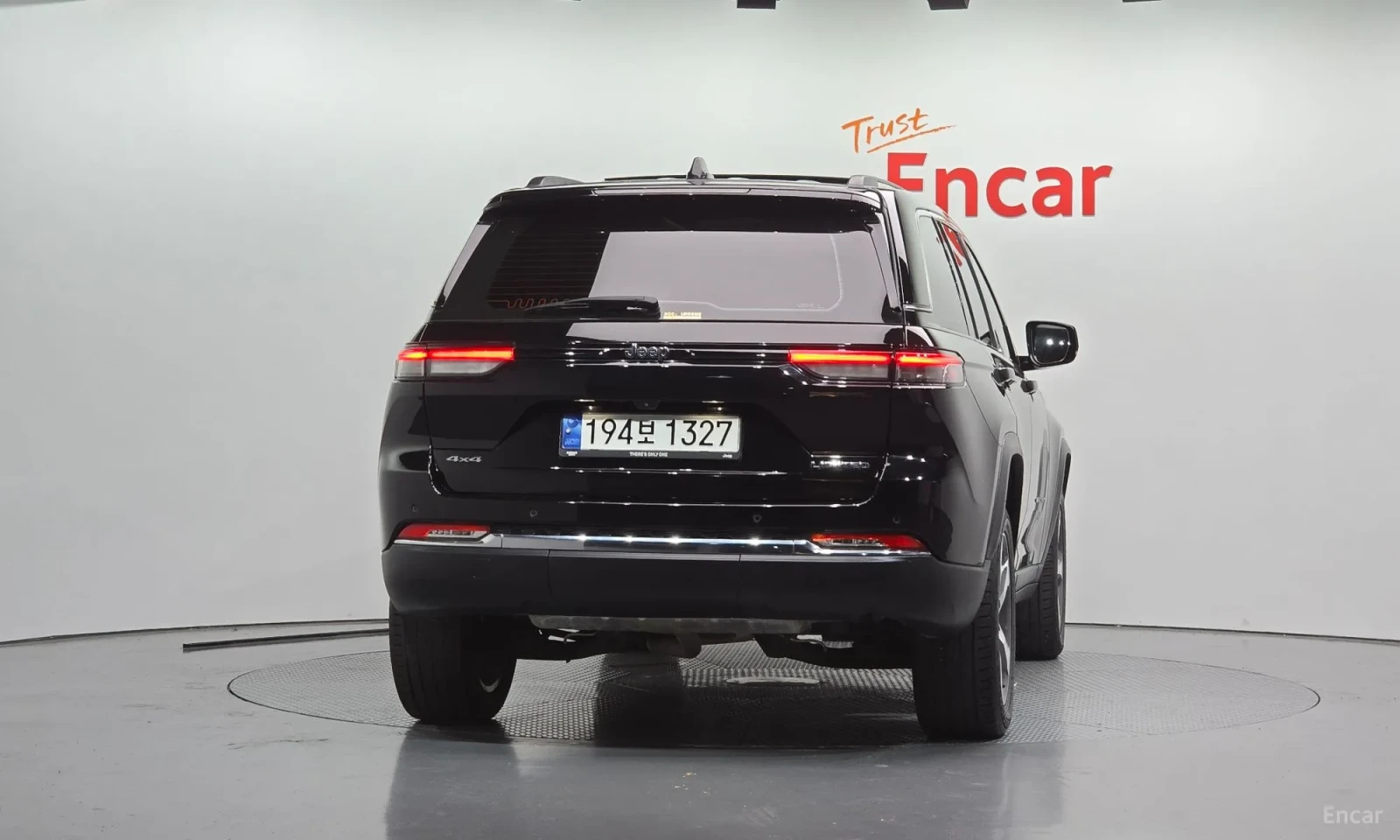 Jeep Grand cherokee АВАНСОВО ПЛАЩАНЕ\ТОП ЦЕНА, снимка 4 - Автомобили и джипове - 56167940