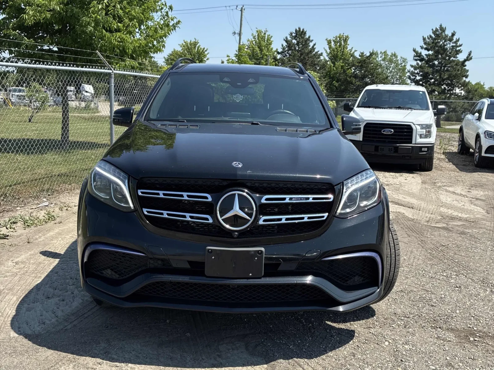 Mercedes-Benz GLS 63 AMG CARFAX * AWD * NAV, снимка 4 - Автомобили и джипове - 56208345