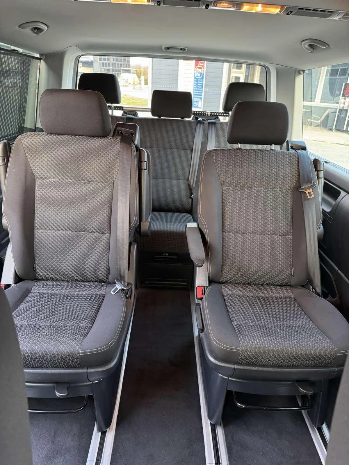 VW Multivan 4х4, снимка 5 - Бусове и автобуси - 54699210