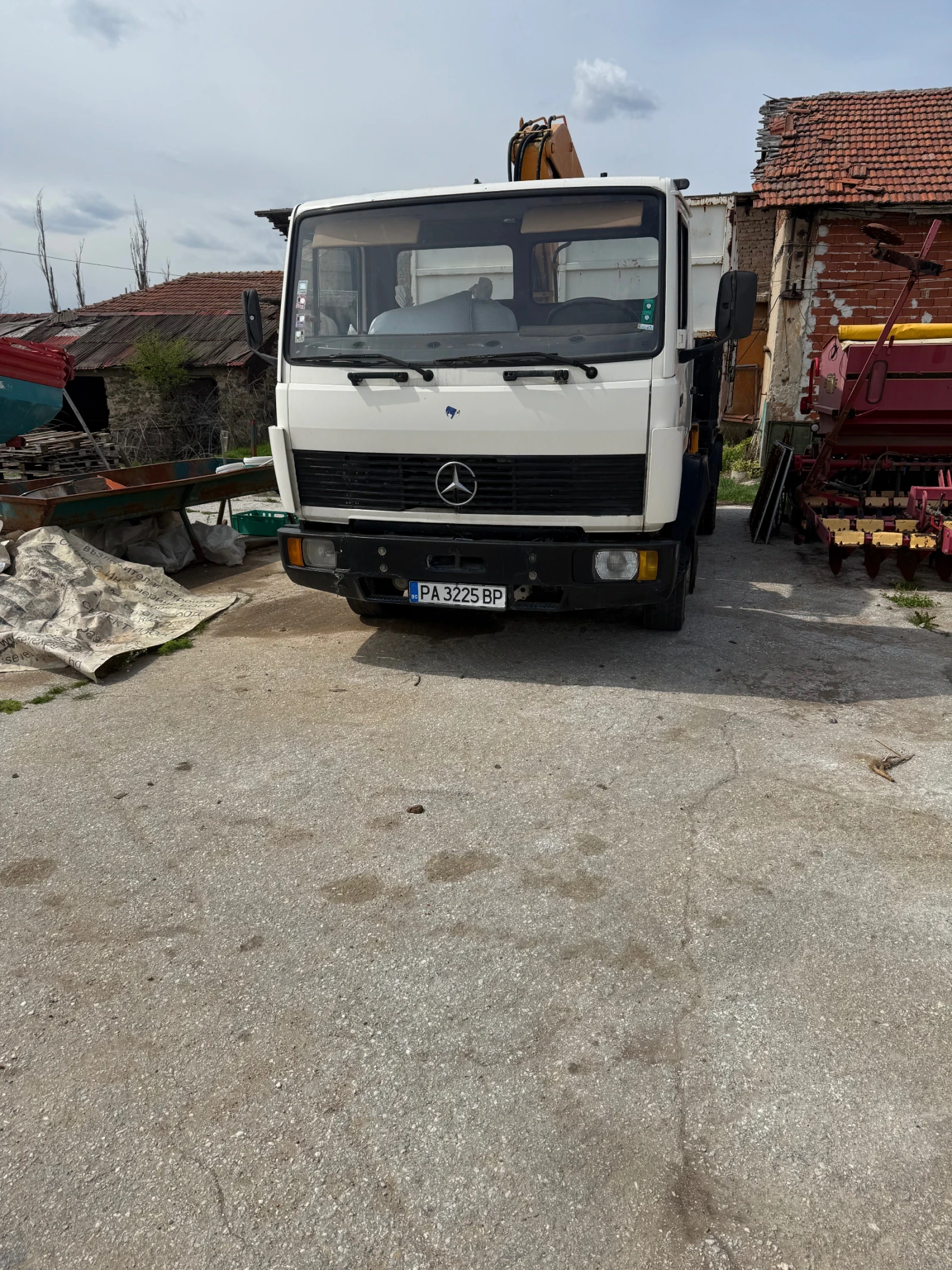 Mercedes-Benz 1114 Самосвал+ кран - изображение 3