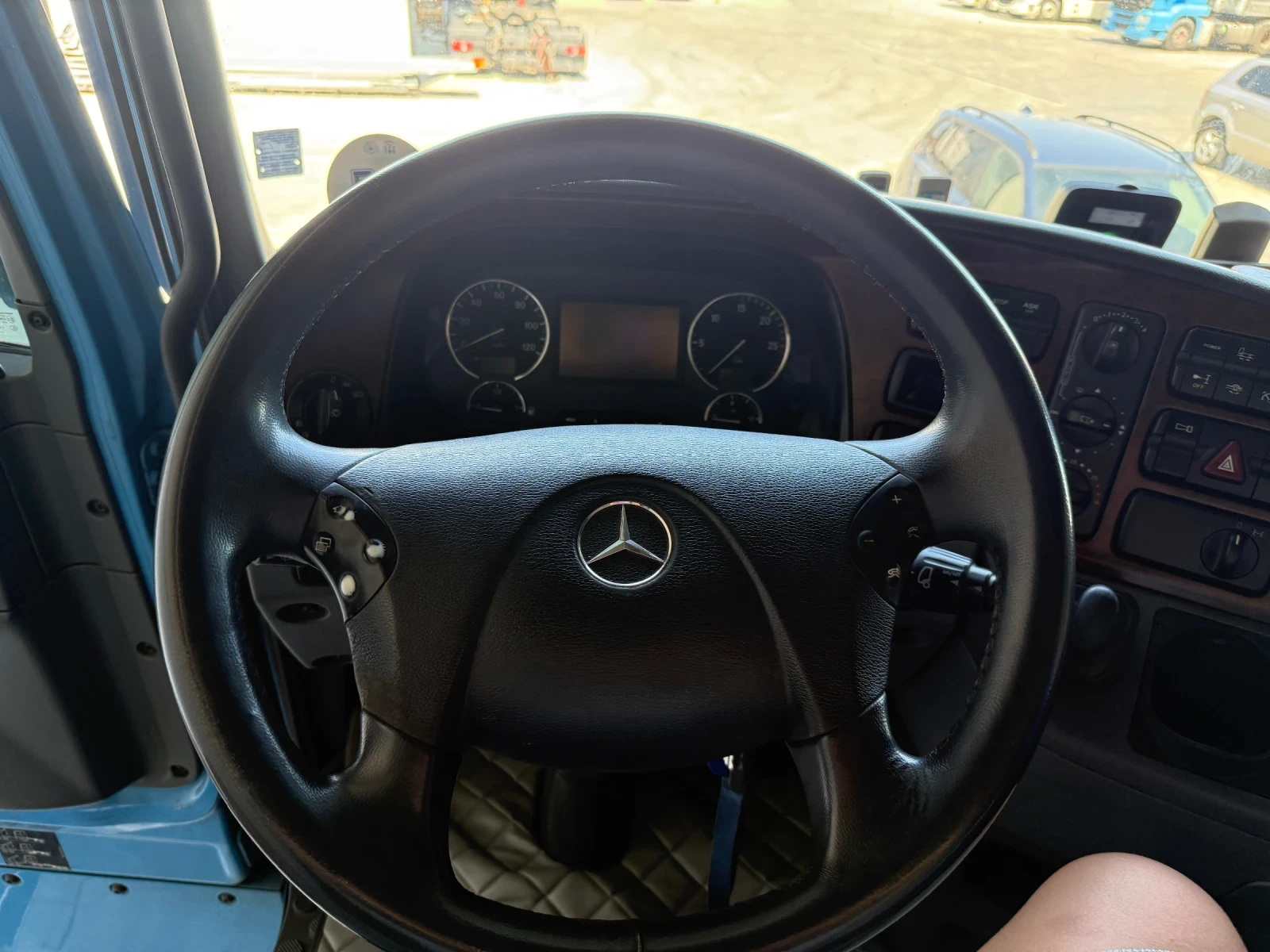 Mercedes-Benz 1844, снимка 6 - Камиони - 55607018