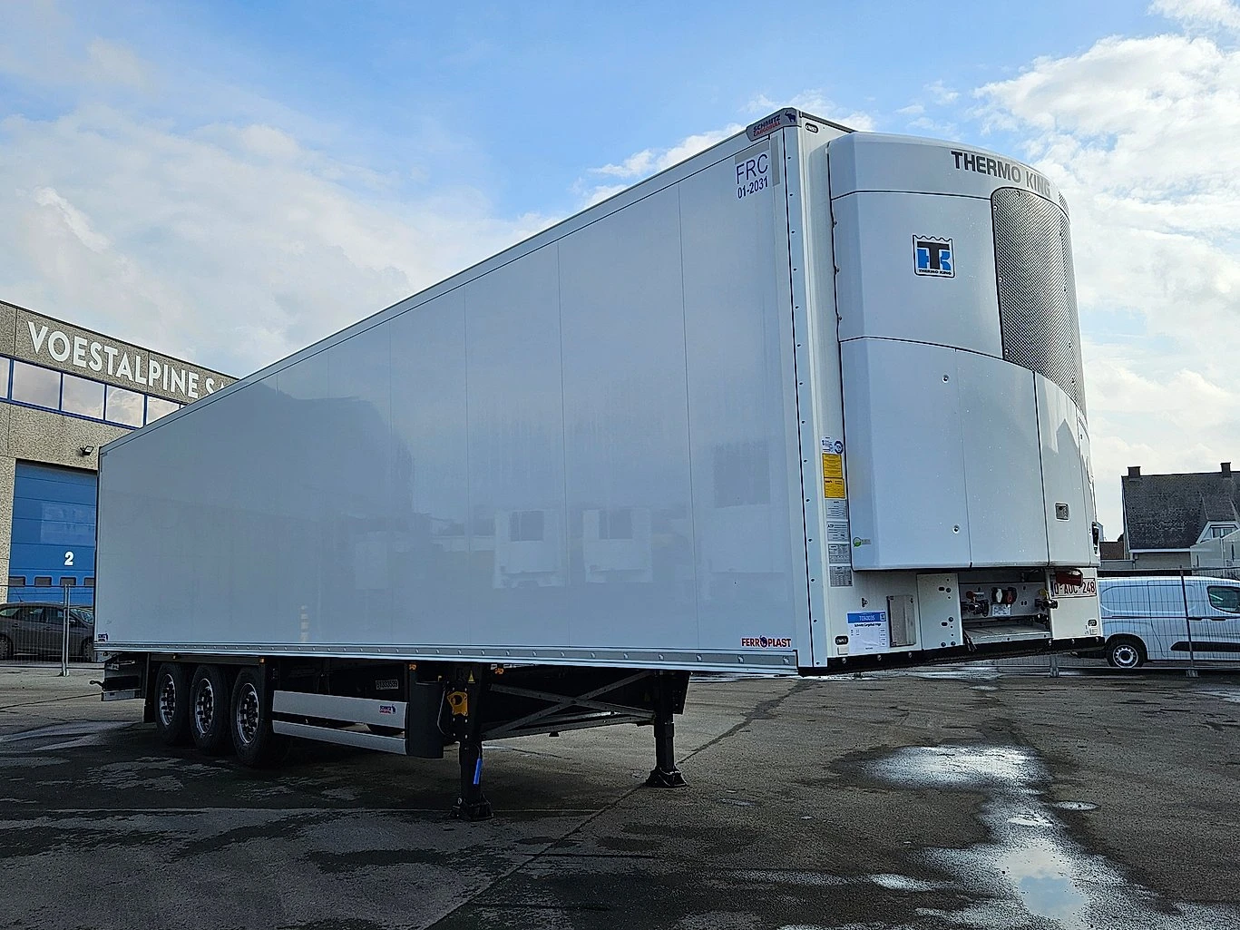Полуремарке Schmitz SCB* S3 THERMO KING