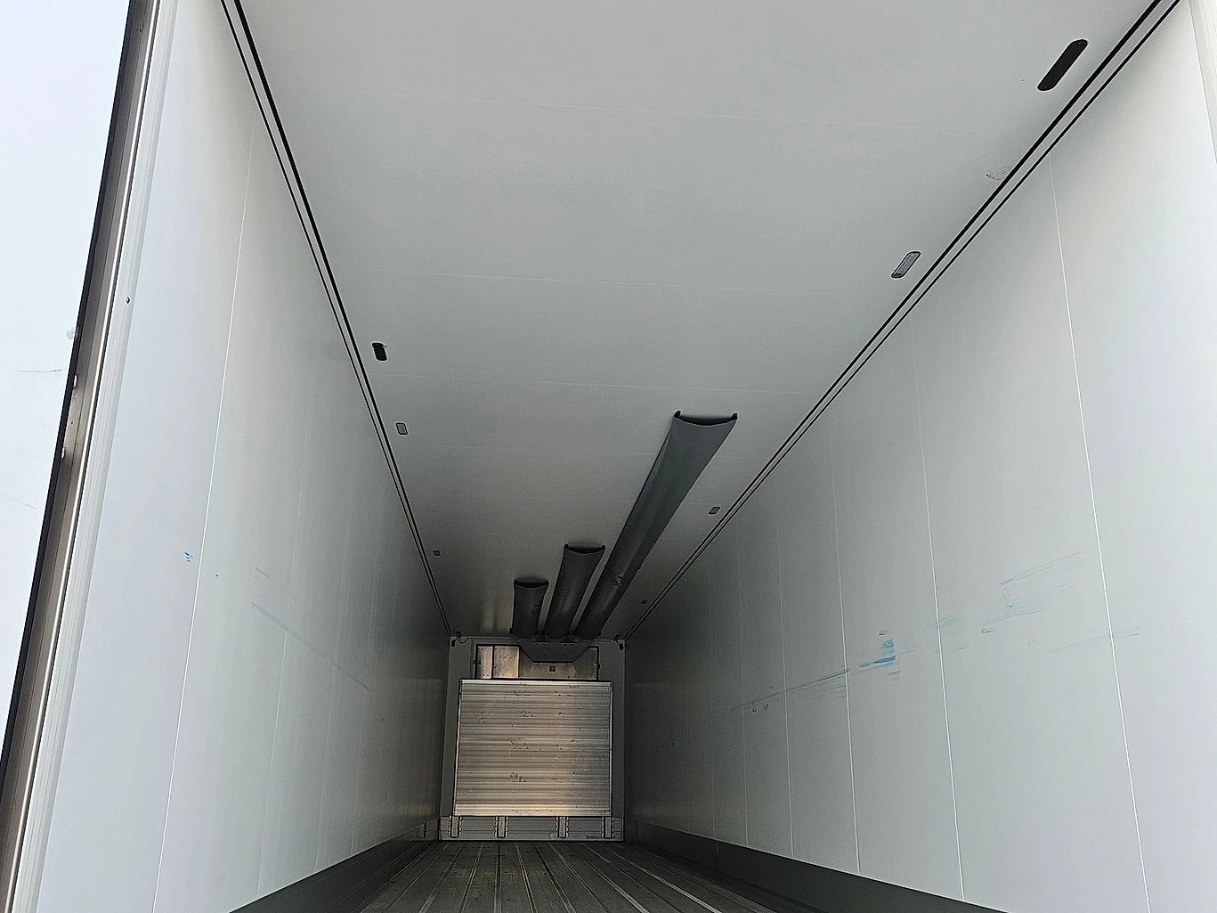 Полуремарке Schmitz SCB* S3 THERMO KING, снимка 8 - Ремаркета - 54898010