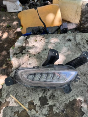 Hundai I30 2017г десен лед в бронята, снимка 1