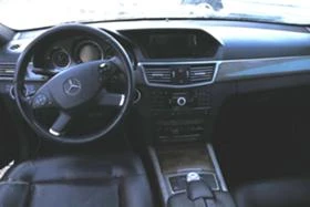 Mercedes-Benz E 350 4 MATIC, снимка 11