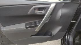 Toyota Auris 1.4D4D, снимка 9