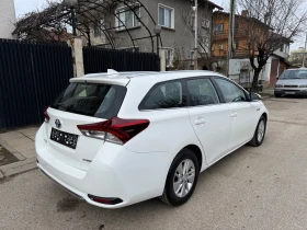 Toyota Auris 1.8 HYBRID, снимка 4