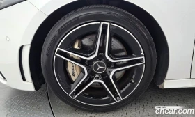 Mercedes-Benz A 35 4MATIC, снимка 5