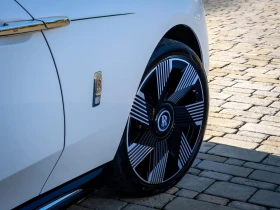 Rolls-Royce Spectre STARLIGHT/ BESPOKE/ 360/HEAD UP/ | Mobile.bg � ����� ������ 5