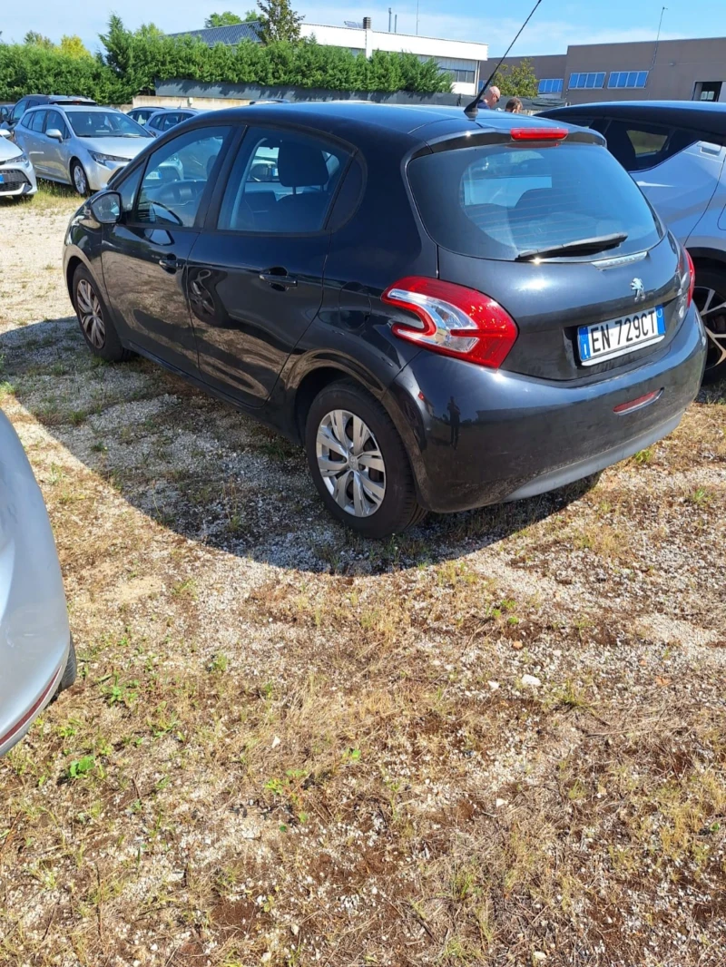 Peugeot 208 1.4HDI , снимка 4 - Автомобили и джипове - 46818028