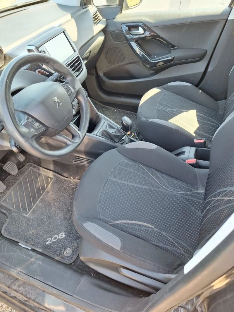 Peugeot 208 1.4HDI , снимка 6 - Автомобили и джипове - 46818028